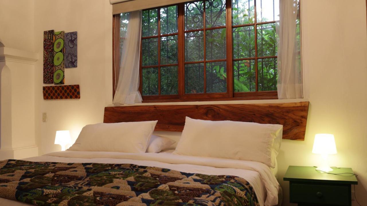 Iguanazu Bed & Breakfast Guayaquil Exterior foto